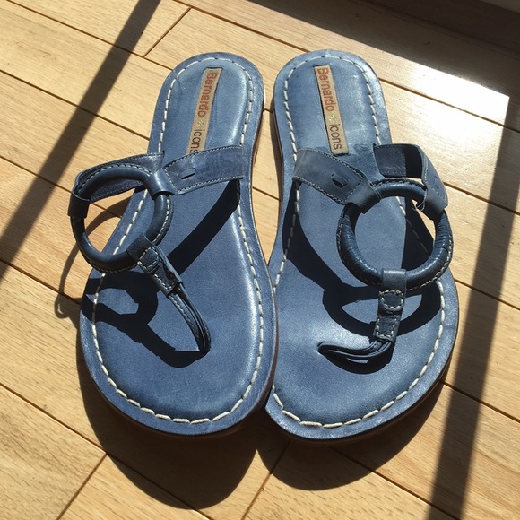 bernardo icons shoes